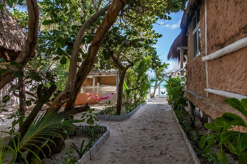 Posada Lamar Tulum Beach Front And Pool 3*,
